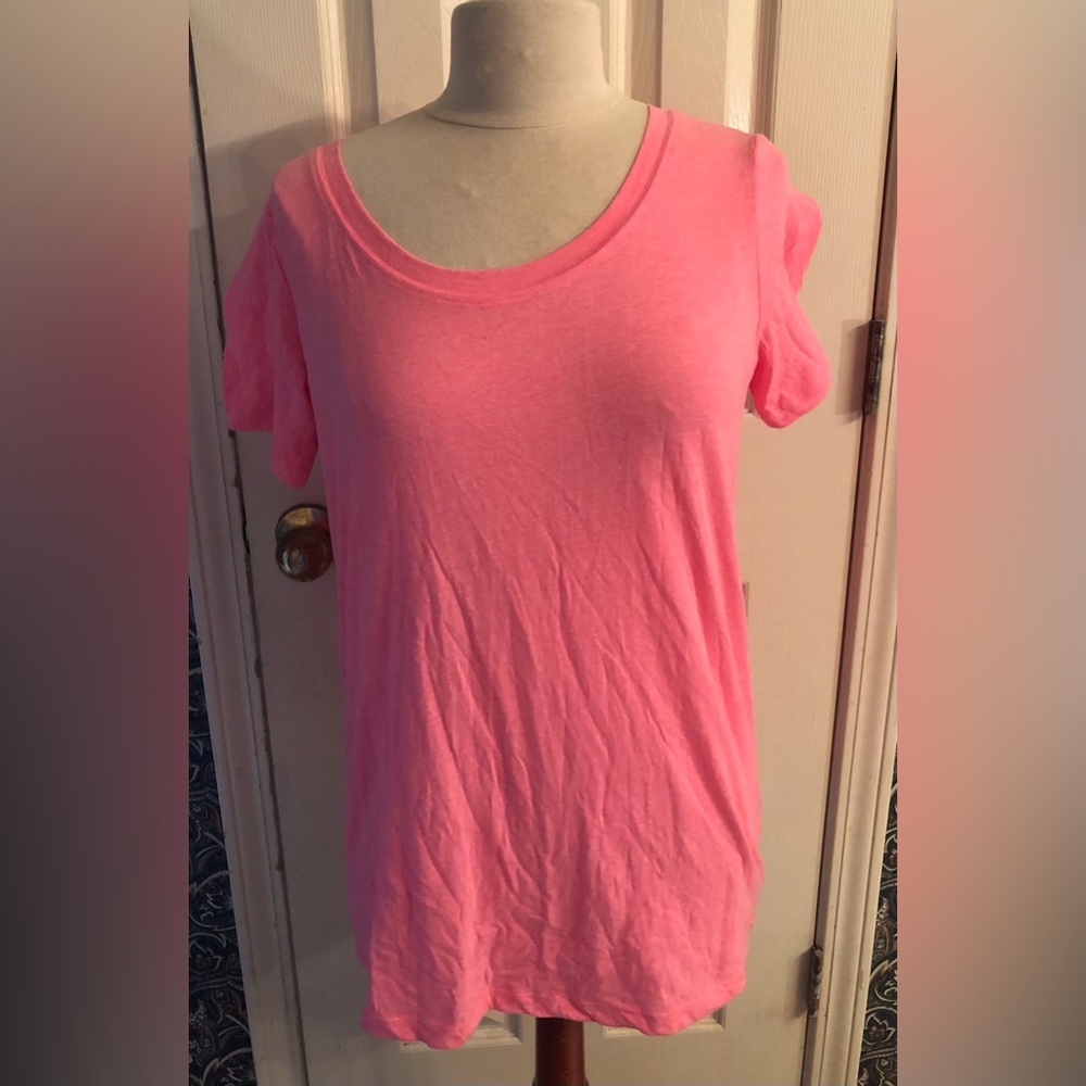 Nwot Pink Zenana Outfitters tshirts small medium large